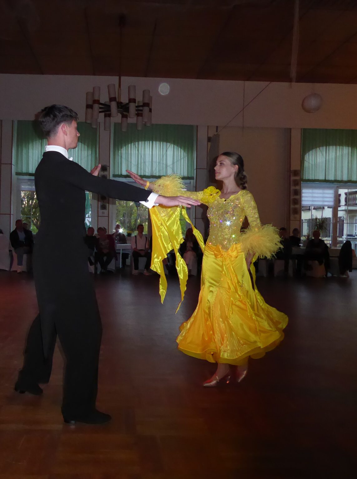 Tim und Alissa beim Turniertanz